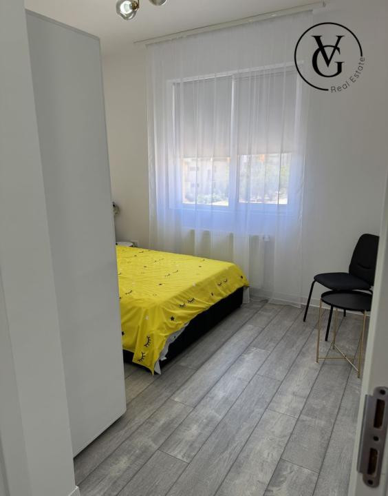 decomandat, NOU, 2 bai , parcare subterana, Apărătorii Patriei