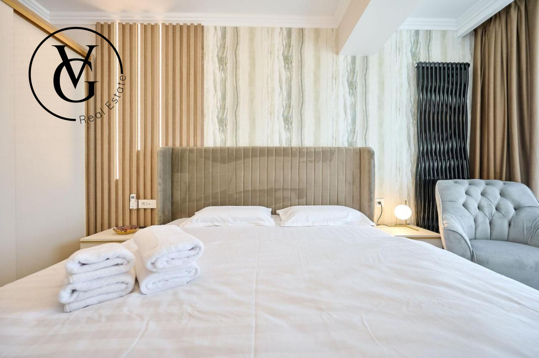 Alezzi Infinity -frontal mare-3 camere-garaj inclus 