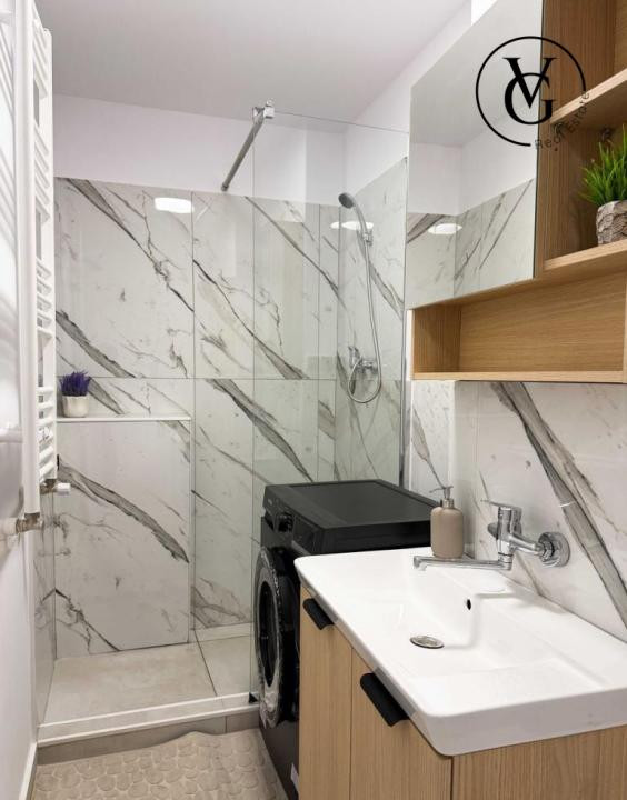 Garsoniera - Renovata - Titan