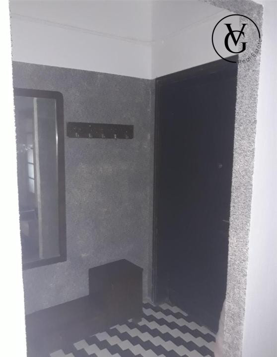 Apartament 3 camere - Centrul Vechi - Renovabil