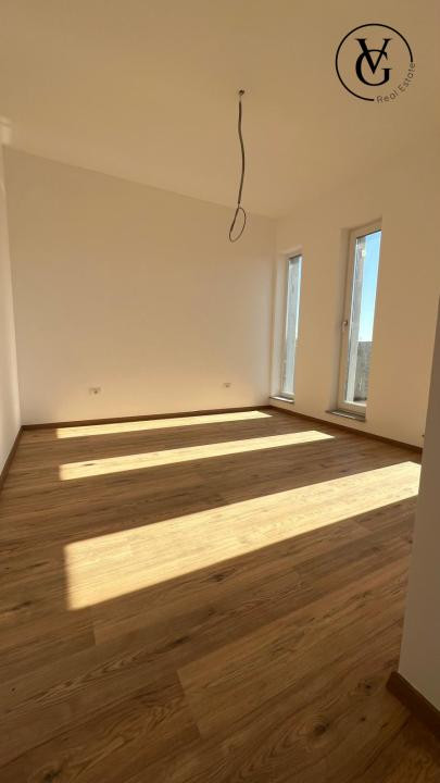 Casa individuala 5 camere Tunari 