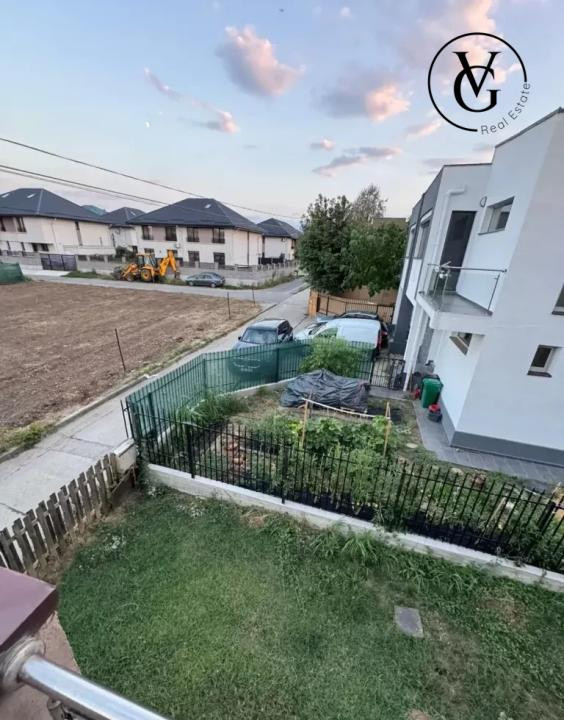 Casa 5 camere Tunari