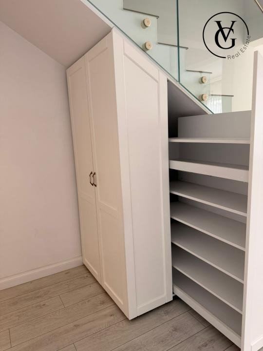 Vila 4 camere Matei Milo | sistem fotovoltaic de 10kW cu baterie de stocare 10Kw