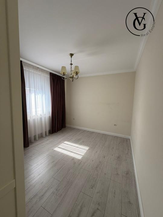 Vila 4 camere Matei Milo | sistem fotovoltaic de 10kW cu baterie de stocare 10Kw