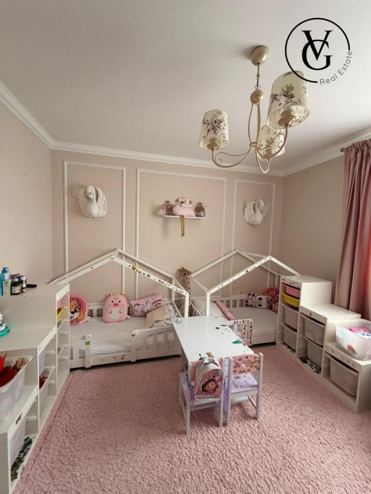 Vila 4 camere Matei Milo | sistem fotovoltaic de 10kW cu baterie de stocare 10Kw