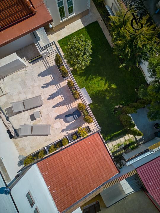 Vilă elegantă cu grădină și terasă – zonă liniștită, Centru 