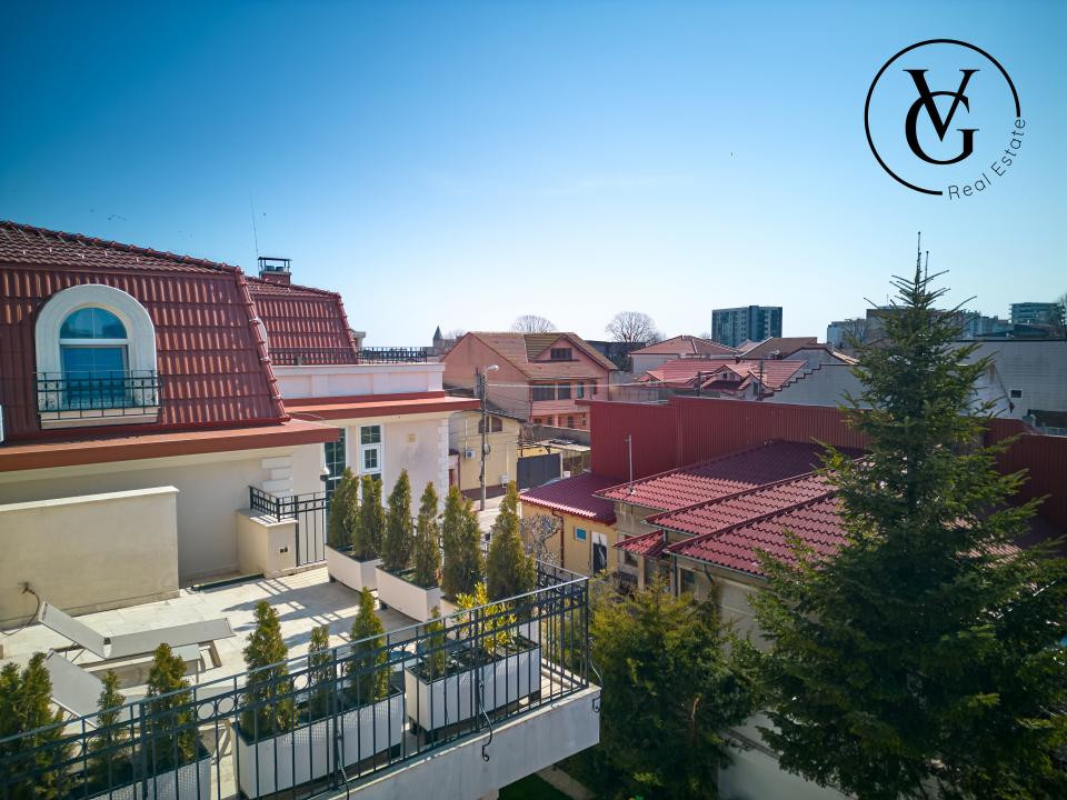 Vilă elegantă cu grădină și terasă – zonă liniștită, Centru 