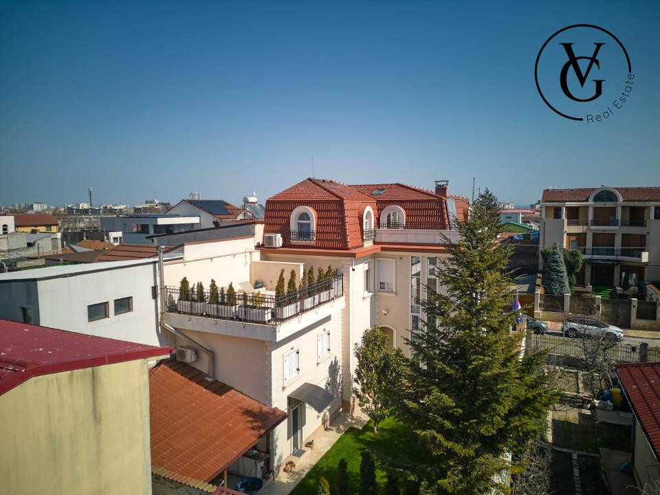 Vilă elegantă cu grădină și terasă – zonă liniștită, Centru 