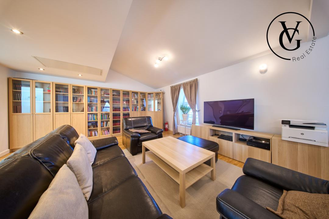 Vilă elegantă cu grădină și terasă – zonă liniștită, Centru 