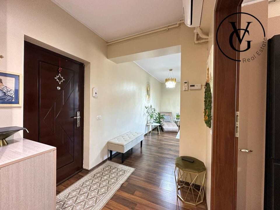 Apartament modern - 2 camere - decomandat - zona KM 5 