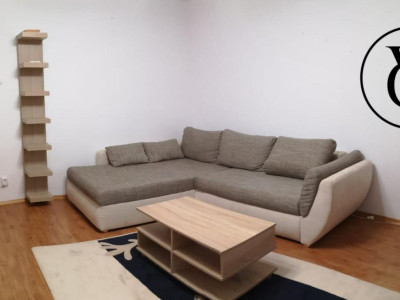 Garsoniera cu bucatarie separata - Zona Centrala - Bd. Unirii