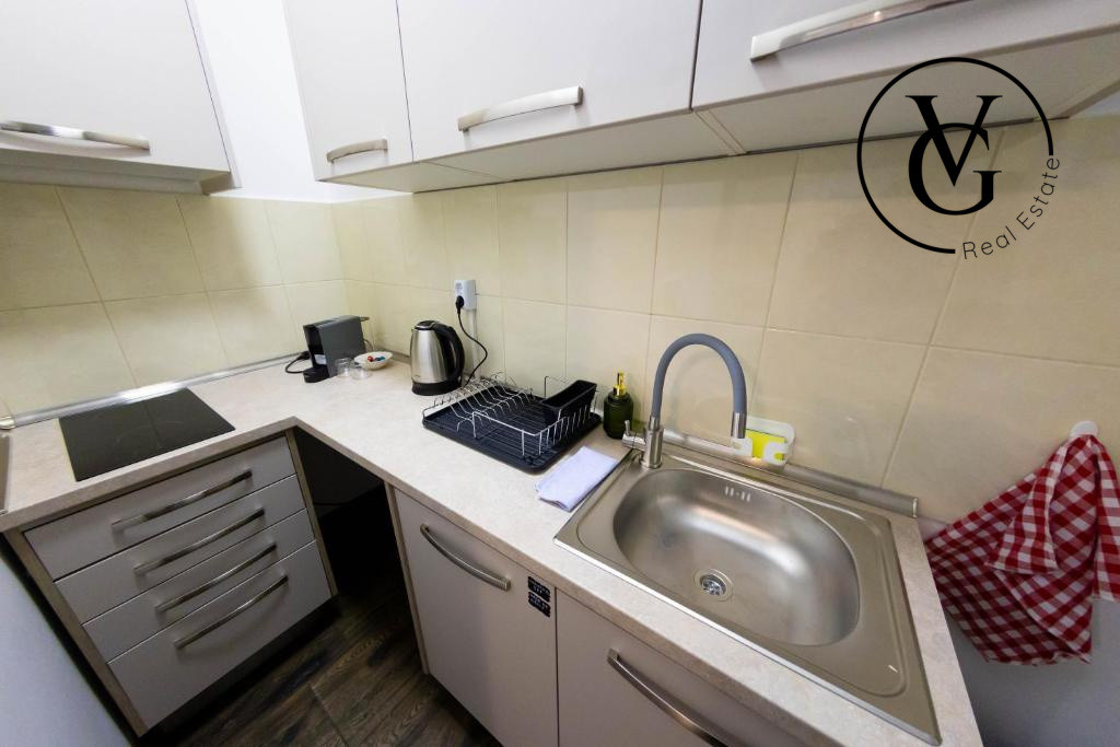 Cladire cu 9 unitati de cazare - Zona Armeneasca 