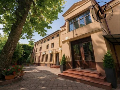 Cladire cu 9 unitati de cazare - Zona Armeneasca 