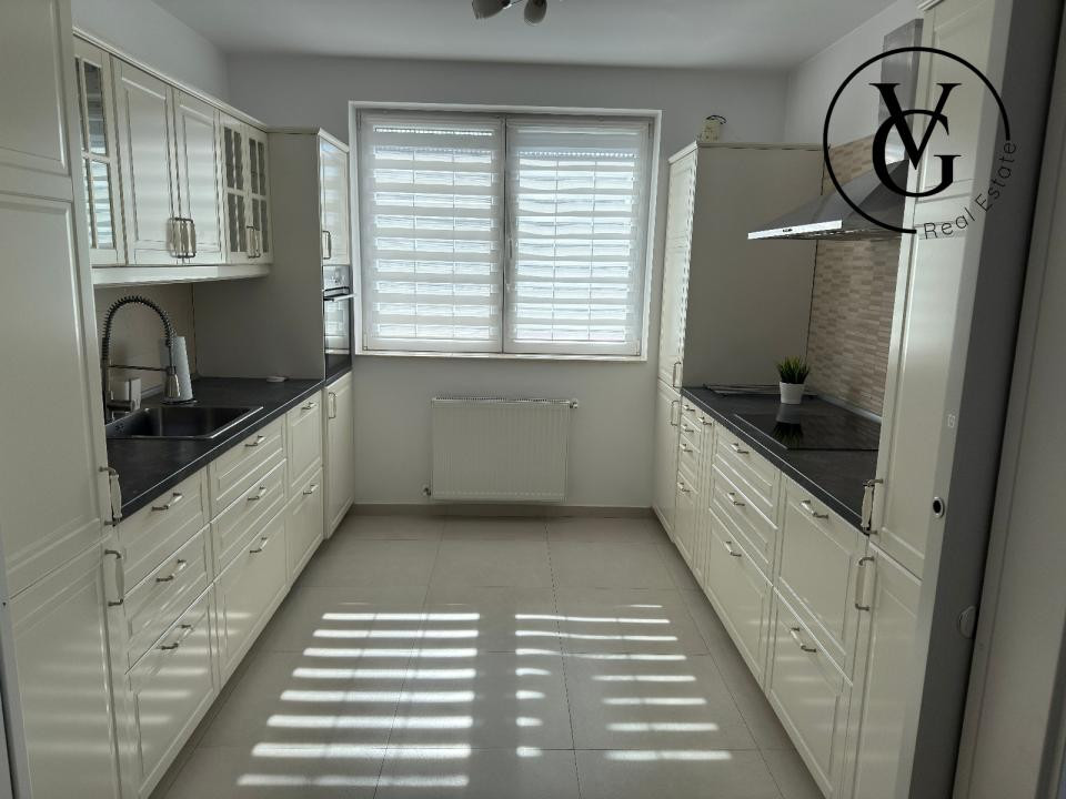 Vila 4 camere Corbeanca | Terasa inchisa 