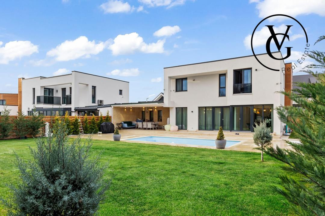 Vila 5 camere cu piscina | Panouri solare 10kw