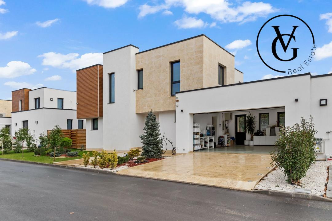 Vila 5 camere cu piscina | Panouri solare 10kw