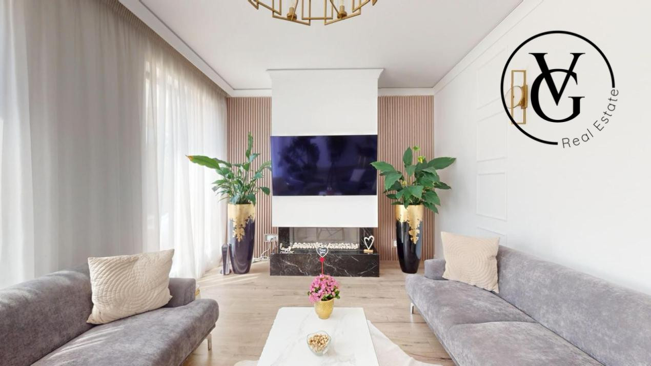 Vila 5 camere cu piscina | Panouri solare 10kw