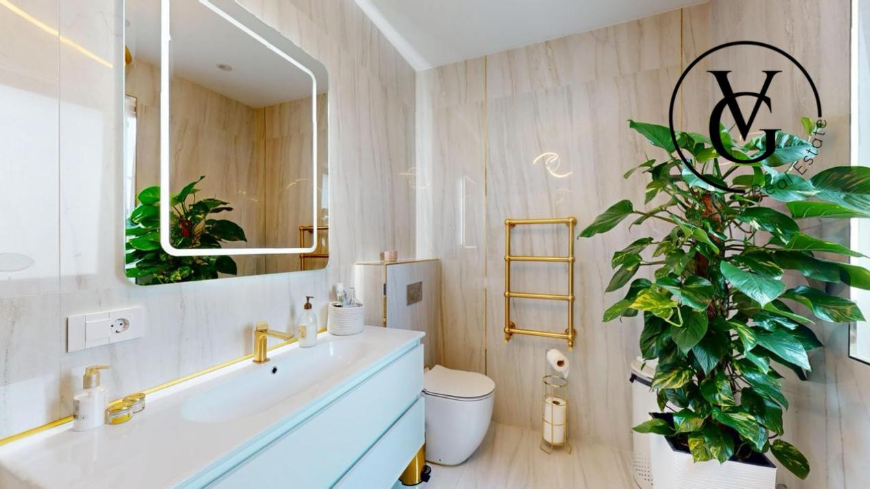 Vila 5 camere cu piscina | Panouri solare 10kw