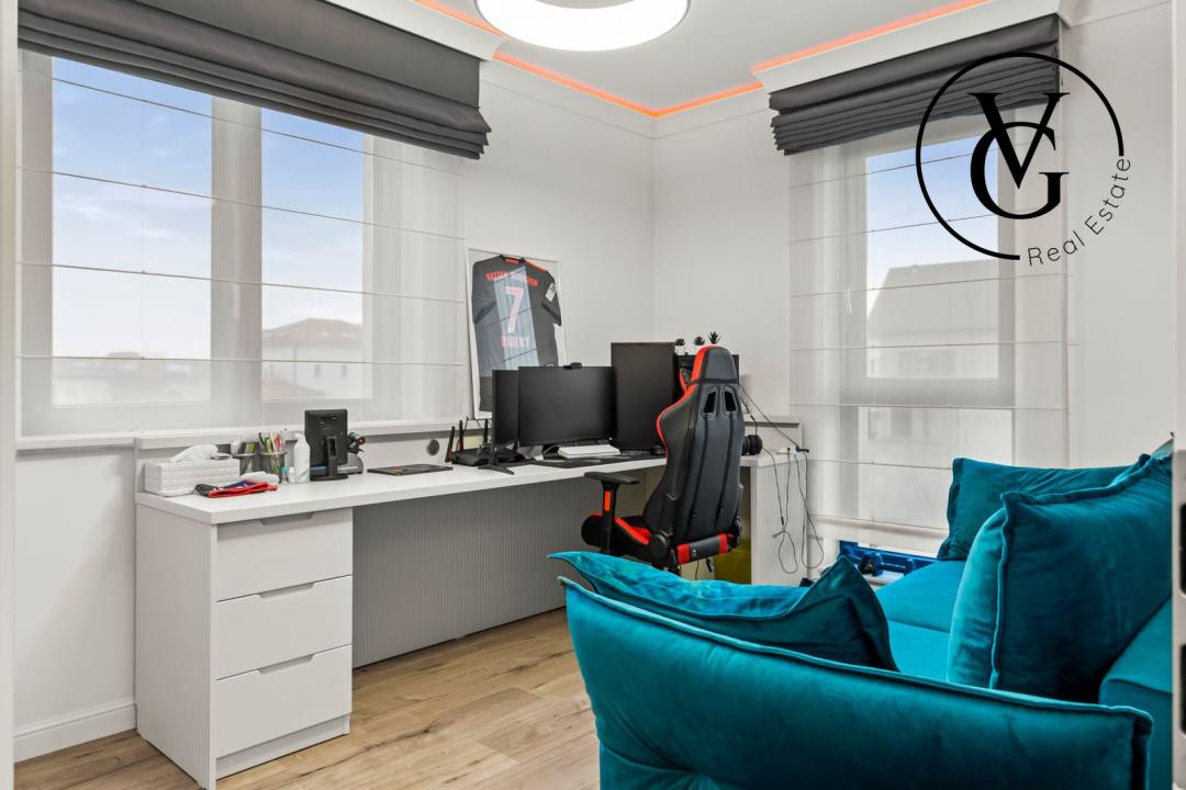 Vila 5 camere cu piscina | Panouri solare 10kw