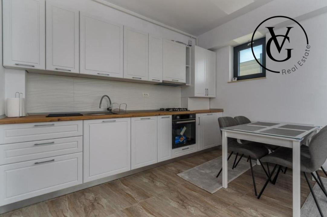 Apartament 3 camere modern - Zona Rex