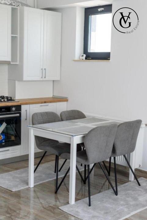 Apartament 3 camere modern - Zona Rex