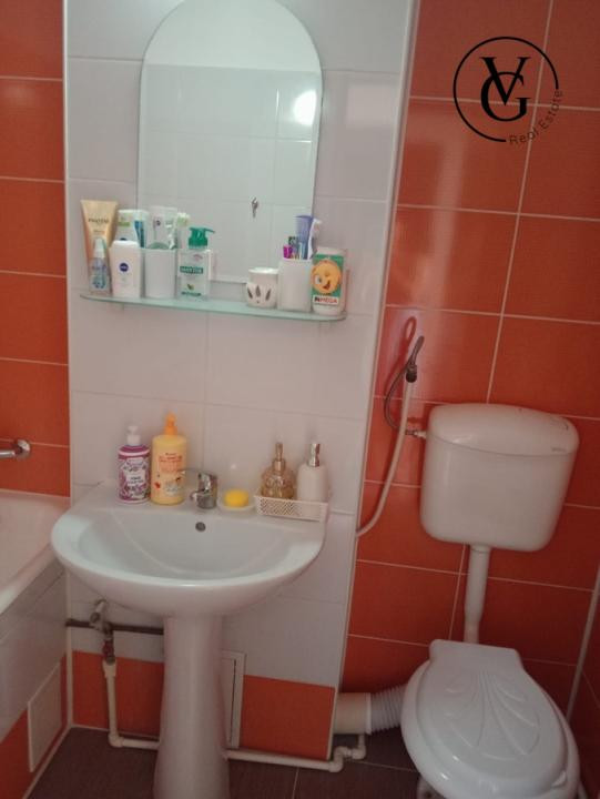 Apartament 2 camere - Titan - Centrala proprie