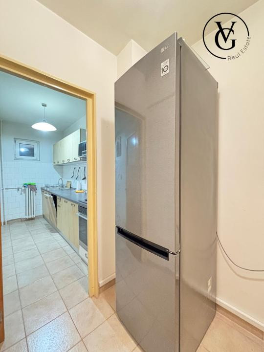 Garsoniera cu bucatarie separata - Zona Centrala - Bd. Unirii