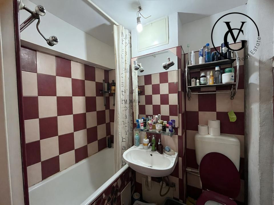 Apartament 2 camere - Metrou 1 Dec - 6 min- Centrala proprie