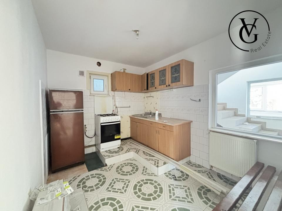 Vila S+P+1E+pod | 6 camere | Ovidiu - vedere catre Lacul Siutghiol