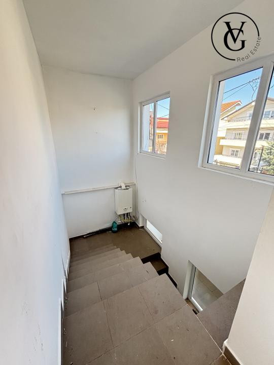 Vila S+P+1E+pod | 6 camere | Ovidiu - vedere catre Lacul Siutghiol