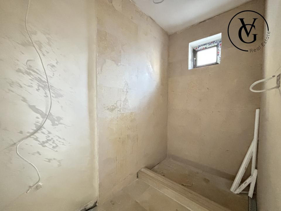 Casa la sol | 4 camere - teren 317 mp | vedere catre lac - Navodari