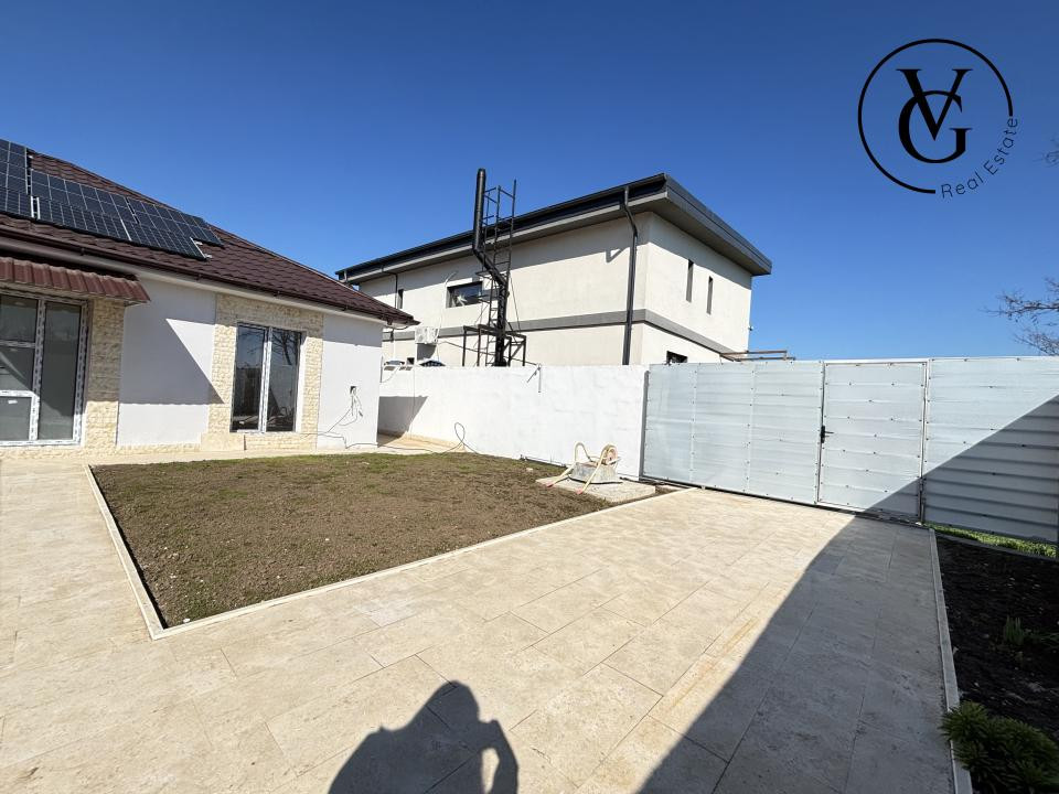 Casa la sol | 4 camere - teren 317 mp | vedere catre lac - Navodari