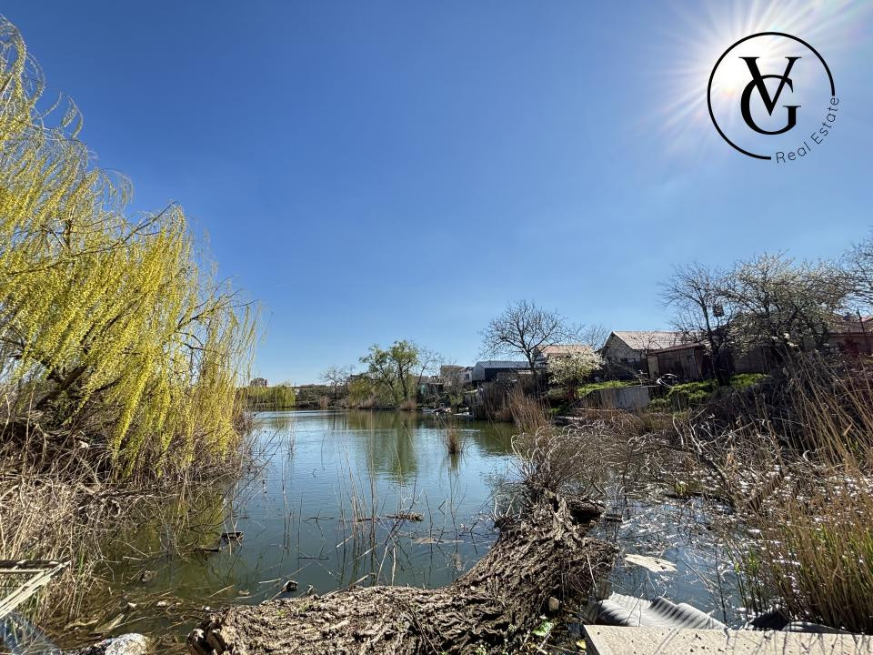 Casa la sol | 4 camere - teren 317 mp | vedere catre lac - Navodari