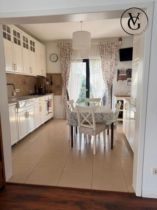 Casa 4 Camere Tunari | Otopeni | jacuzzi | panouri solare