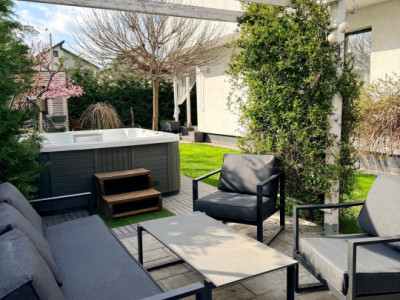 Casa 4 Camere Tunari | Otopeni | jacuzzi | panouri solare