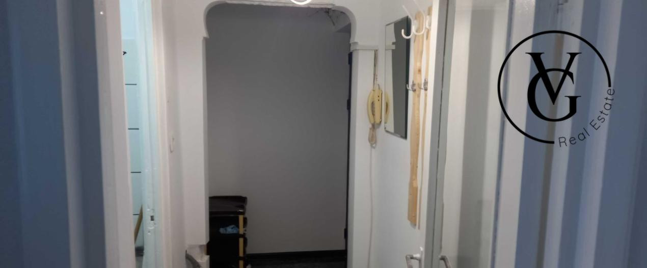 Apartament 2 camere - zona Brotacei - centrala proprie