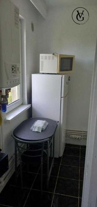 Apartament 2 camere - zona Brotacei - centrala proprie