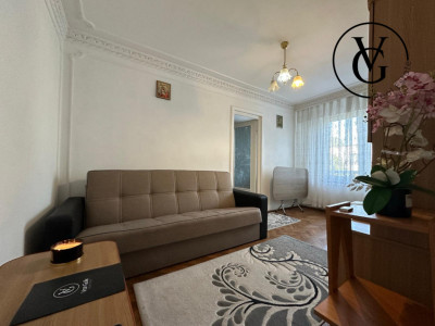 Apartament 2 camere - zona Brotacei - centrala proprie