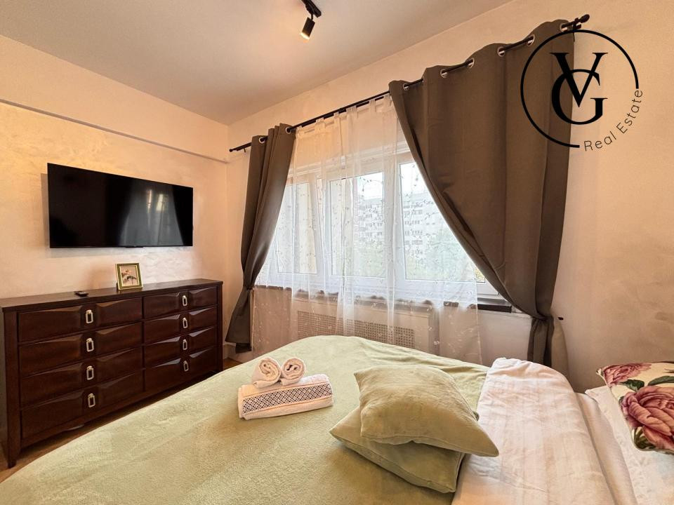 Apartament 4 camere - Zona Universitate - Ideal Investitie  
