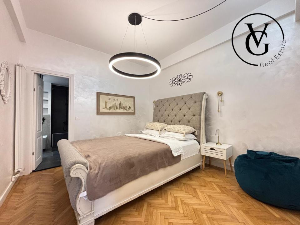 Apartament 4 camere - Zona Universitate - Ideal Investitie  