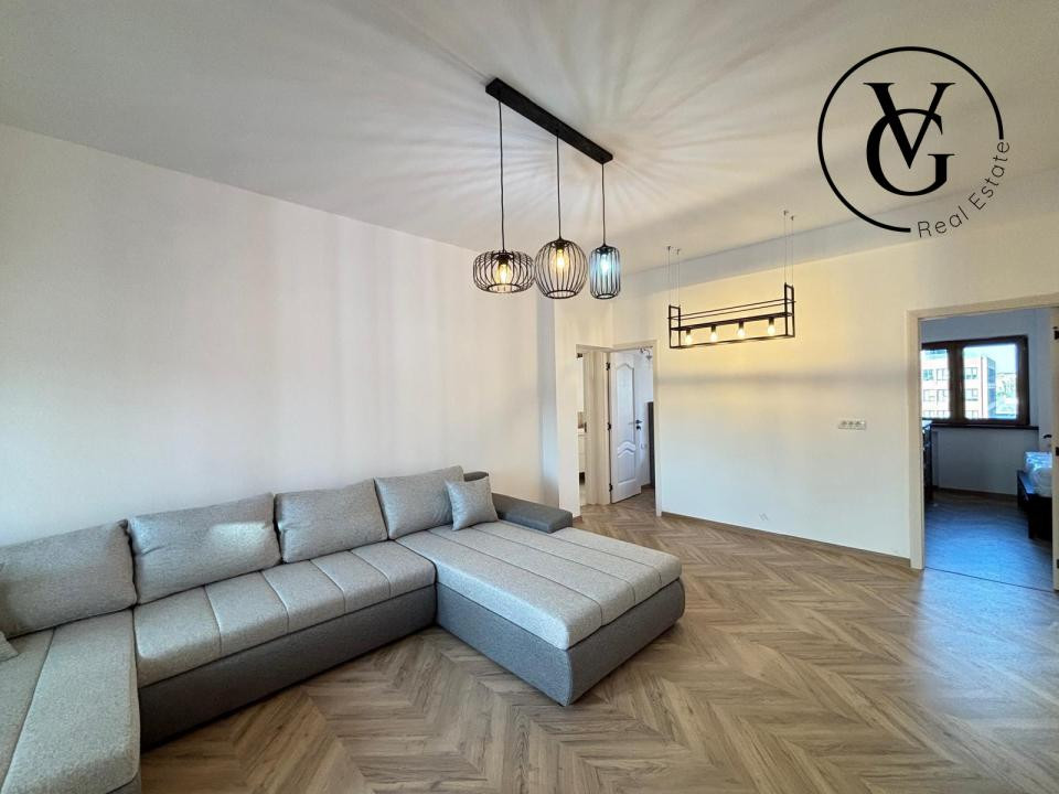 Apartament 5 camere - Zona Universitate - Ideal Investitie  