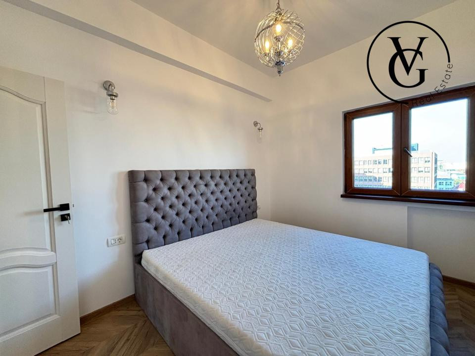Apartament 5 camere - Zona Universitate - Ideal Investitie  