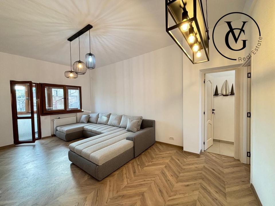 Apartament 5 camere - Zona Universitate - Ideal Investitie  