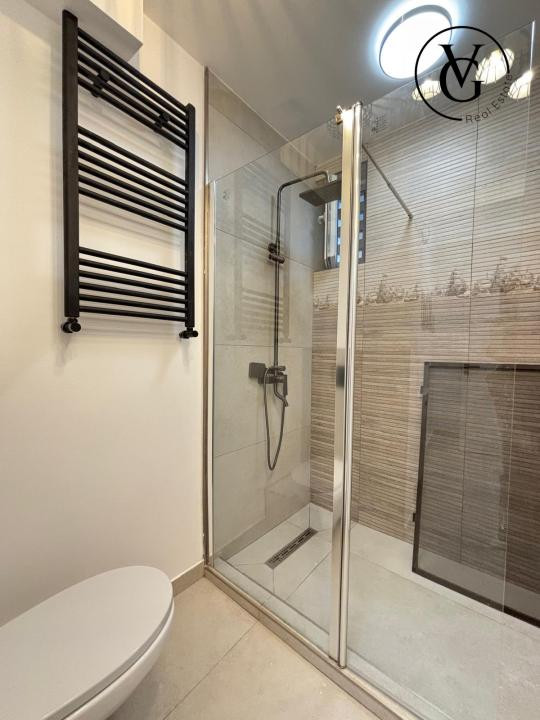 Apartament 5 camere - Zona Universitate - Ideal Investitie  