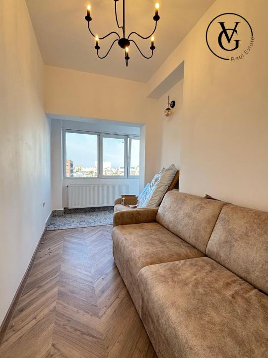 Apartament 5 camere - Zona Universitate - Ideal Investitie  