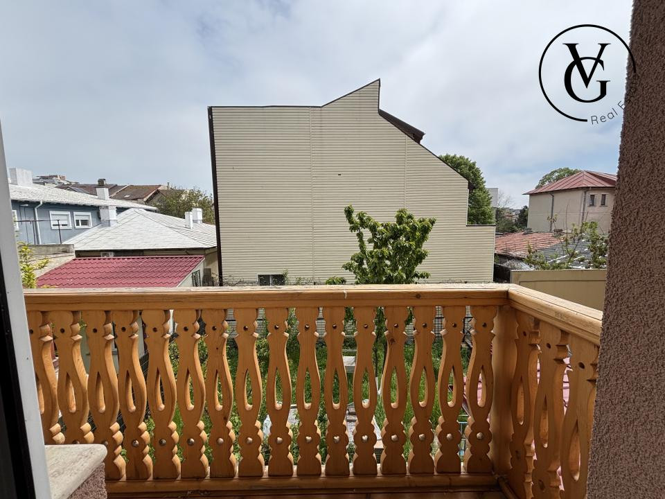Camera tip studio situată în Faleză Nord potrivită pentru o persoană,  cuplu.