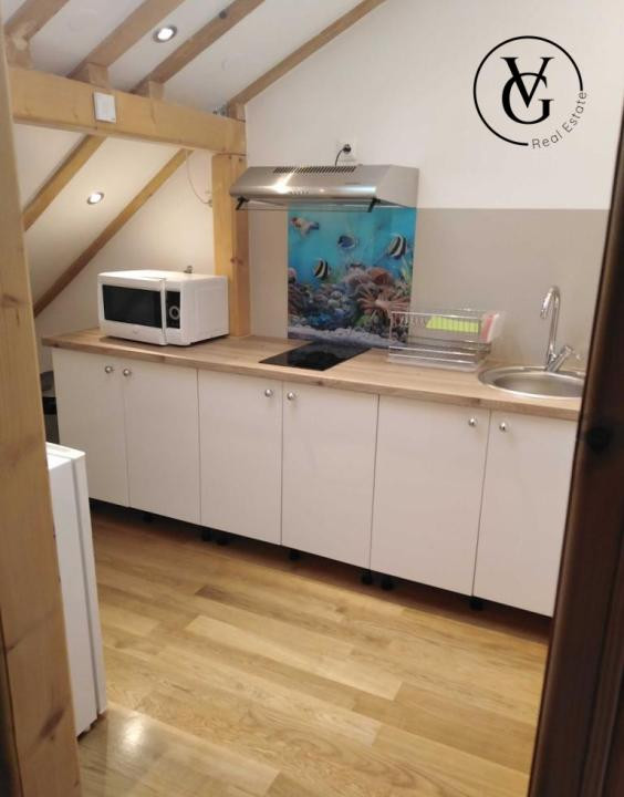 Studio de inchiriat situat in Faleza Nord potrivit pentru o persoana, un cuplu.