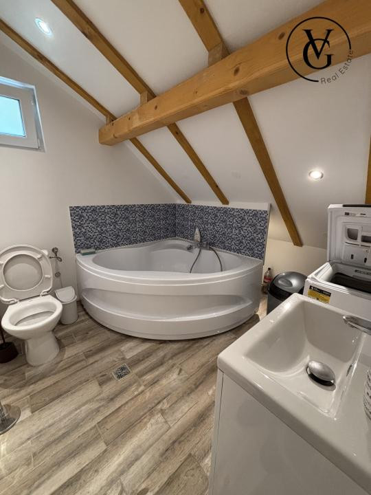 Studio de inchiriat situat in Faleza Nord potrivit pentru o persoana, un cuplu.