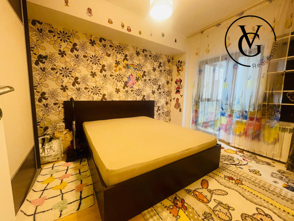 Apartament 3 camere modern  - zona Casa de Cultura 