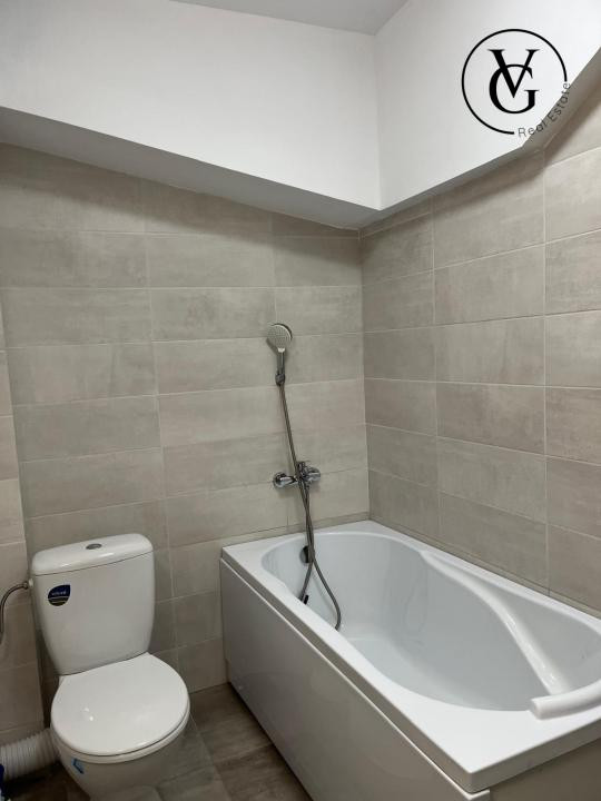 Apartament spatios cu 3 camere + parcare - Tomis Plus 